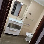 Entrecanales Con Garaje Apartamento