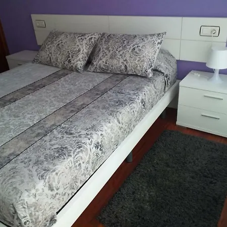 アパート Entrecanales Bilbao Home Parking Gratis ビルバオ