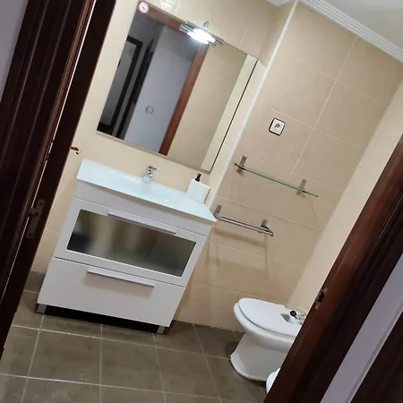 En Con Parking Apartment